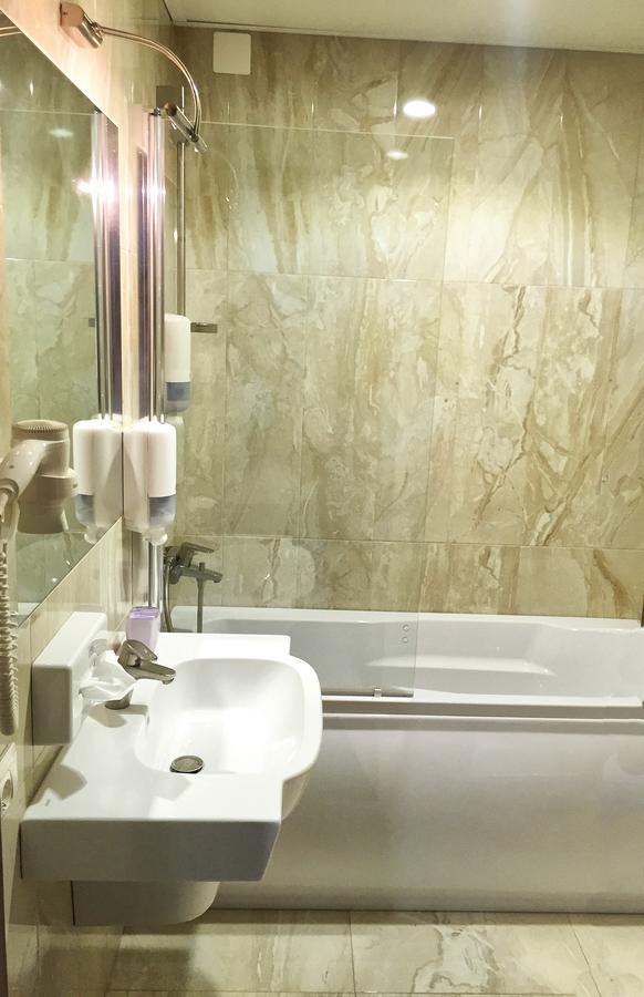 Gaudi Stylish Hotel オデッサ エクステリア 写真